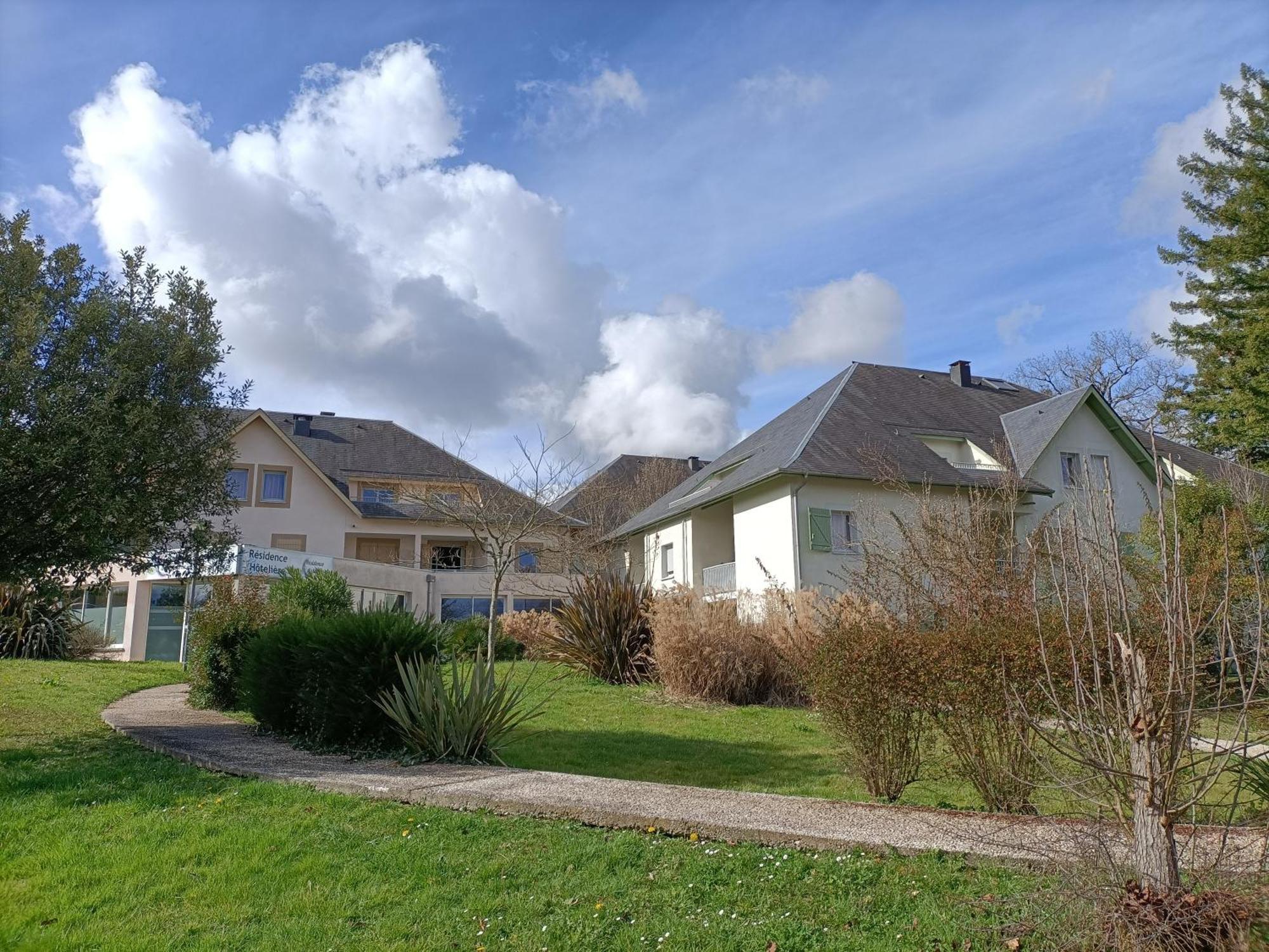 Résidence de la Source by Euclenima Salies-de-Béarn Habitación foto